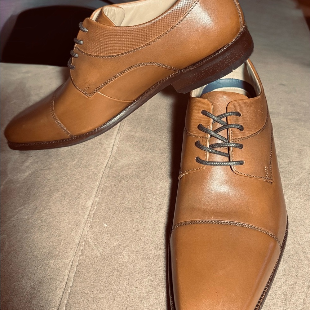 Johnston & Murphy Men's Brown Leather Derbys - Picture 3 of 8